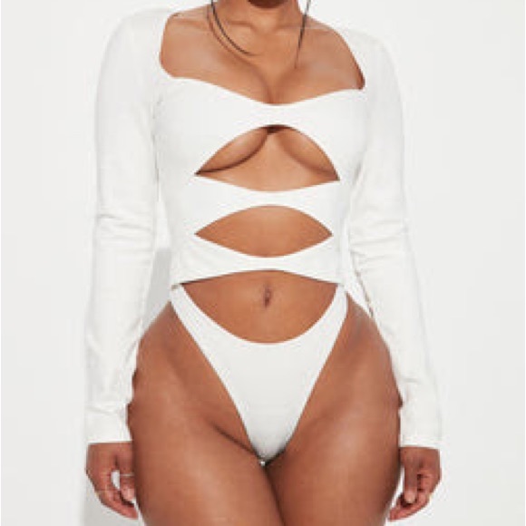 NWT! Fashion Nova Maryann Cut Out Bodysuit - White - Picture 2 of 6